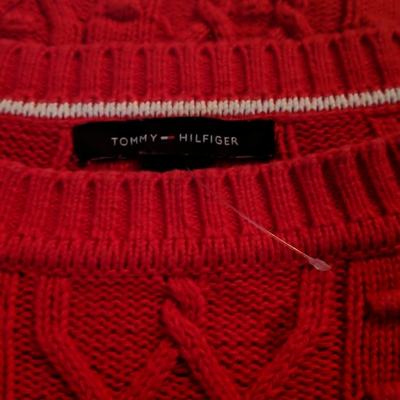 TOMMY HILFIGER * CABLE KNIT CREW NECK SWEATER - Picture 3 of 7